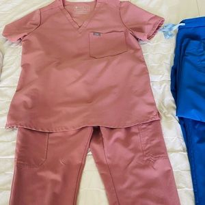 Figs Catarina One Pocket Scrub Medium Top